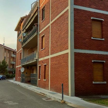 Bixio Apartment Павия Екстериор снимка