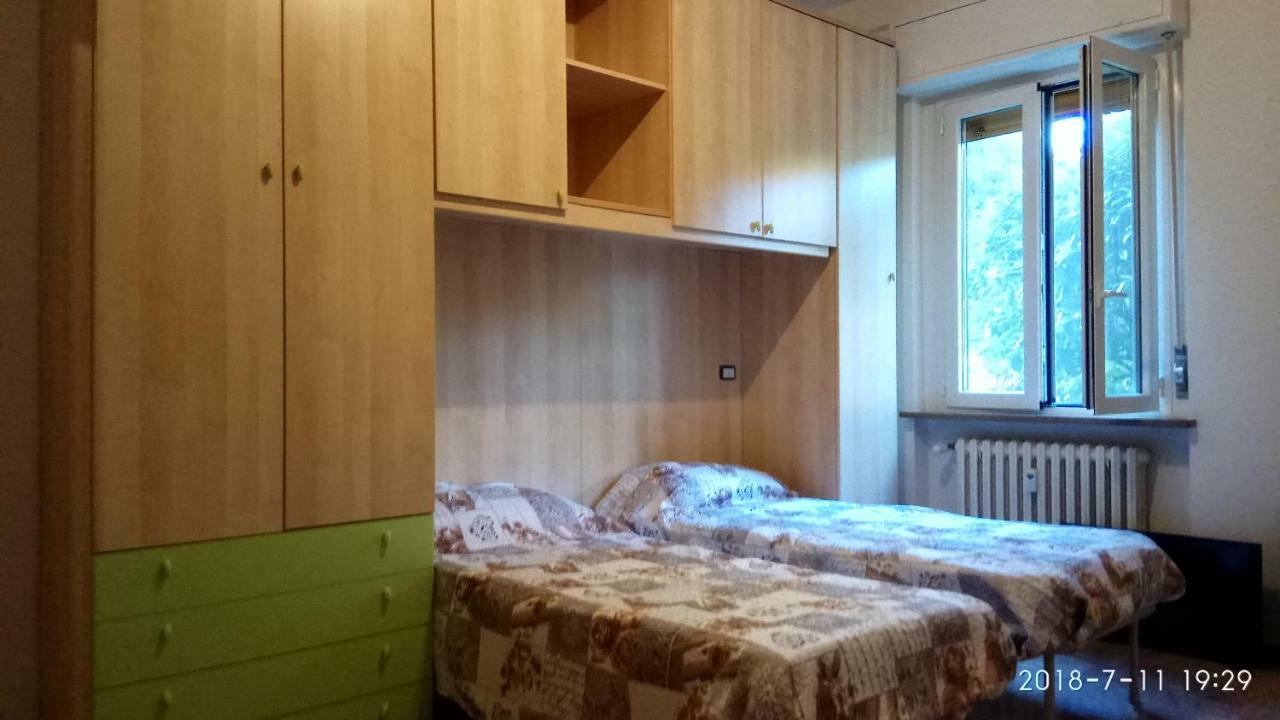 Bixio Apartment Павия Екстериор снимка