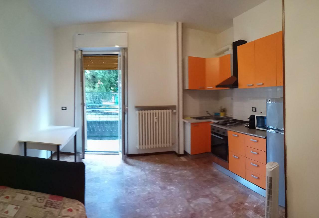 Bixio Apartment Павия Екстериор снимка